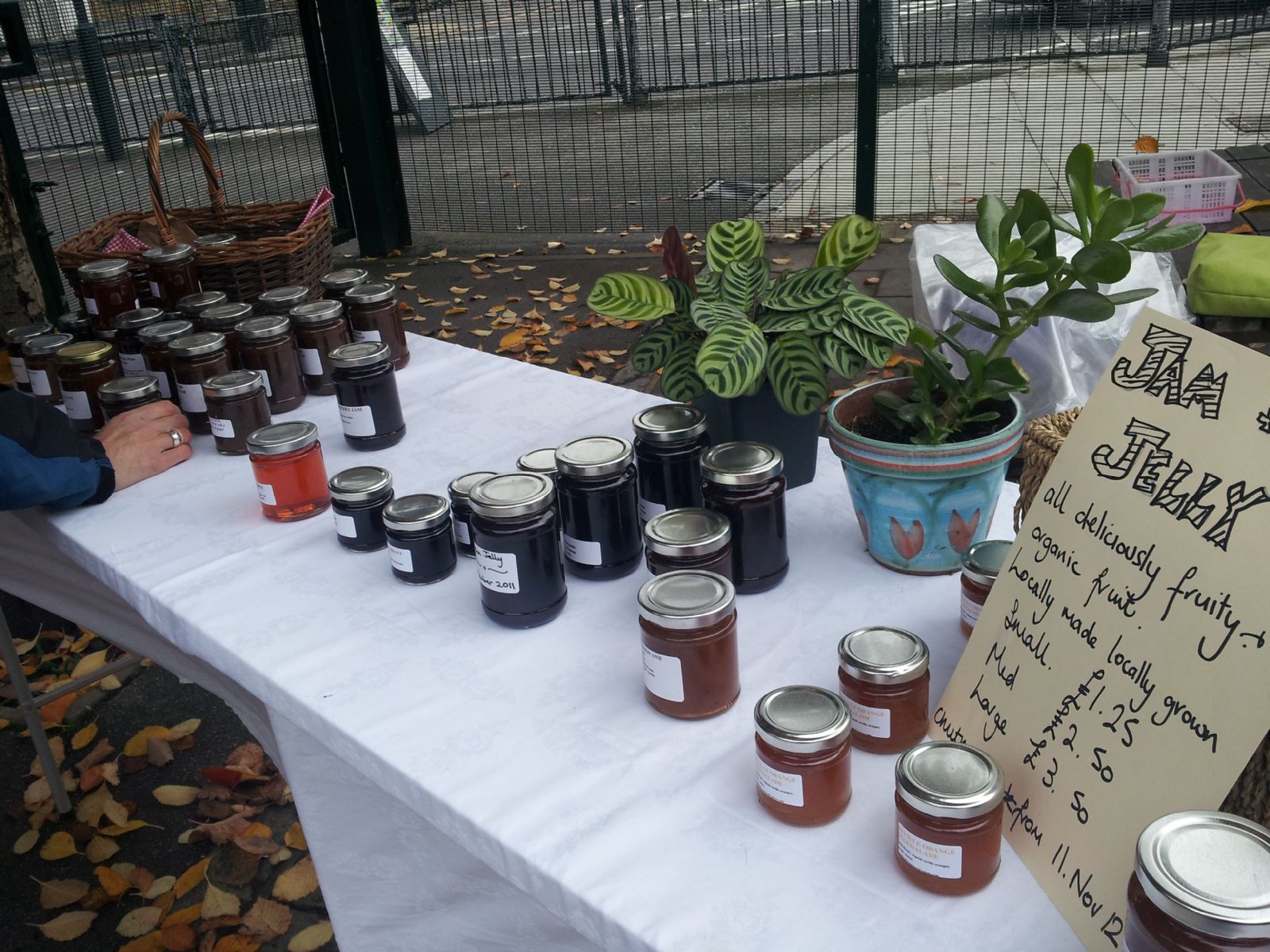 Sunday Morning Market